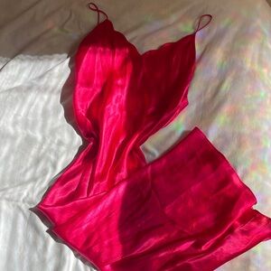 Vintage Hot Pink Scalloped Slip and Robe